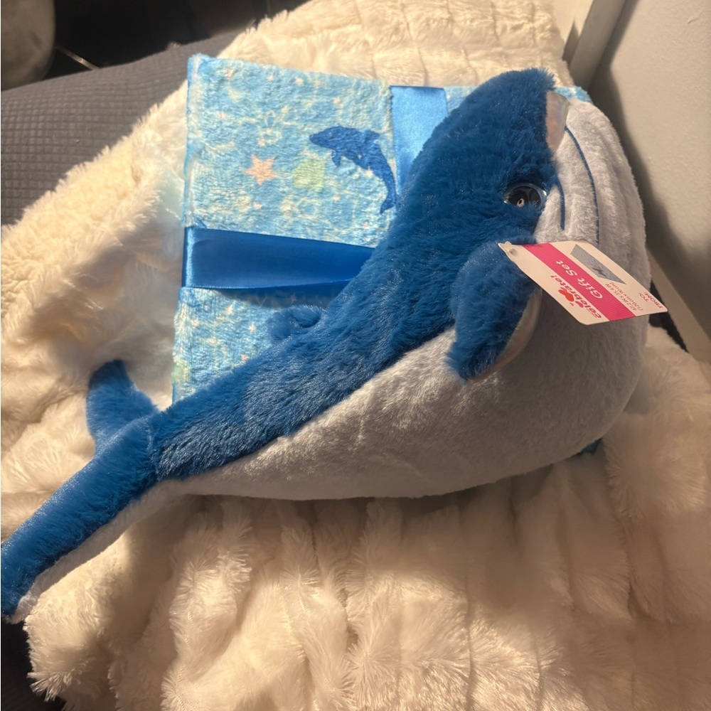 Plush whale and throw set , NWT  47 x 35 inch throw , plush whale 15 inches